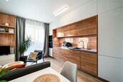 Prodej patrového RD se dvěma byty 2+kk a 3+kk, Brno - Heršpice, cena 12250000 CZK / objekt, nabízí